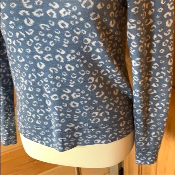 Ann Taylor LOFT blue leopard print / animal print sweater Size Small - Picture 6 of 12